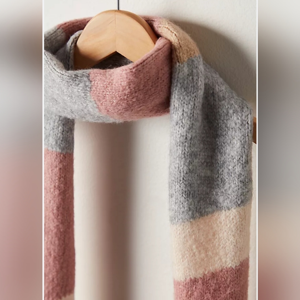 Free people scarf and Beanie set